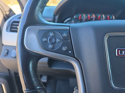 Used 2019 GMC Yukon SLT image 19