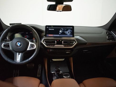 Used 2023 BMW X4 xDrive30i w/ M Sport Package AWD/4WD image 11