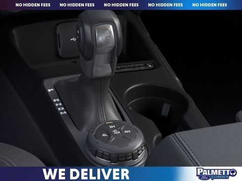 New 2025 Ford Bronco Outer Banks AWD/4WD image 17