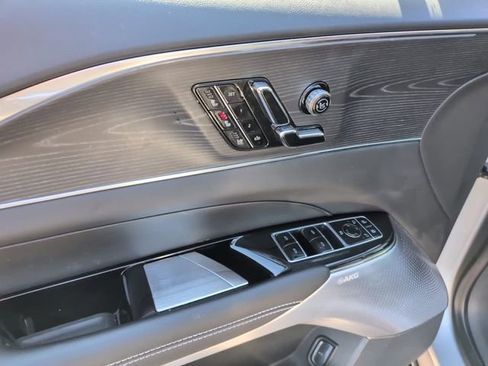 Used 2024 Cadillac Lyriq Luxury w/ LPO, Floor Liner Package AWD/4WD image 19