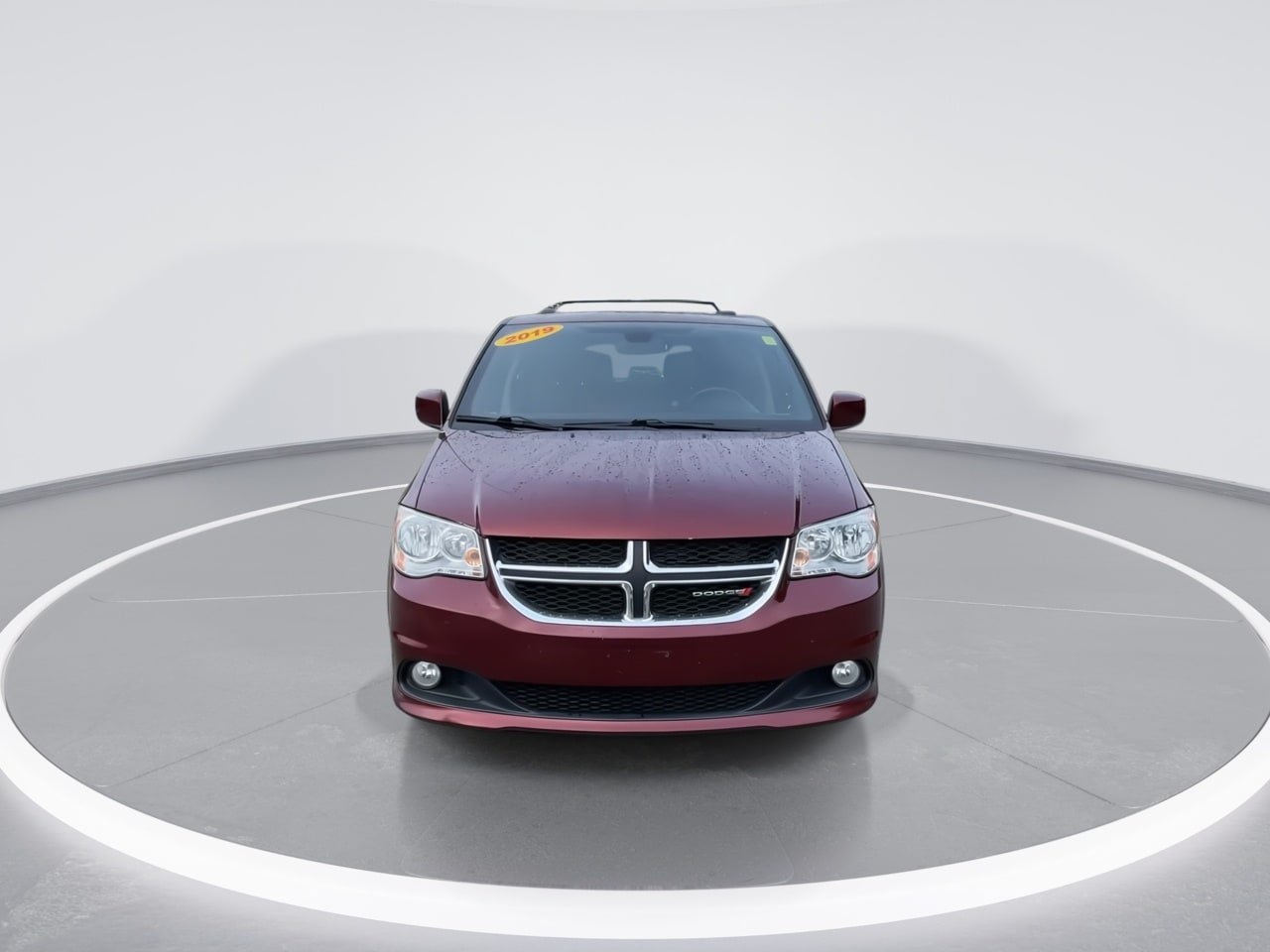 Used 2019 Dodge Grand Caravan SXT FWD image 4