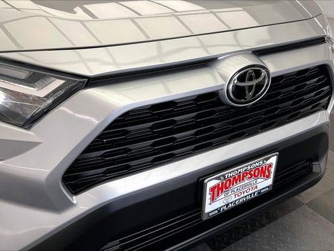 Used 2022 Toyota RAV4 XLE image 31