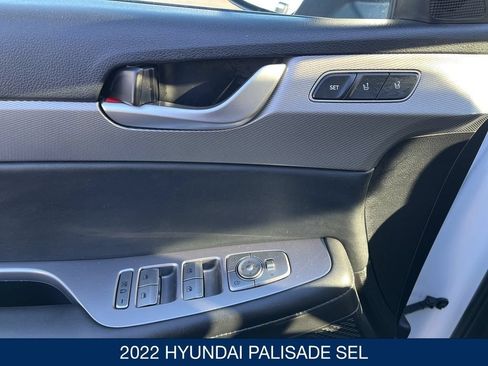Used 2022 Hyundai Palisade SEL w/ 8P Bench Seat Package AWD/4WD image 29