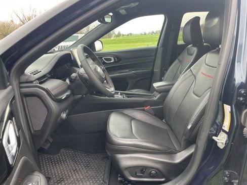 Used 2024 Jeep Compass Trailhawk w/ Trailhawk Elite Group image 8