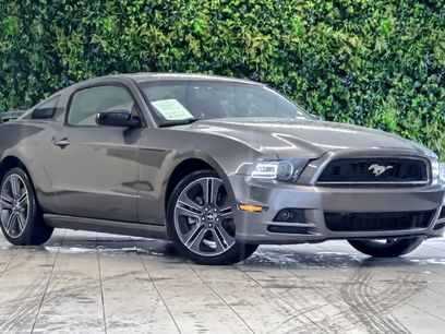 Used 2013 Ford Mustang Premium w/ V6 Performance Pkg