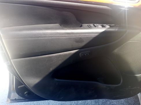 Used 2012 Jeep Grand Cherokee Overland image 21