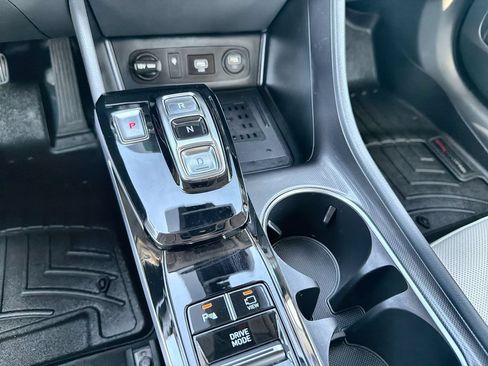 Used 2023 Hyundai Sonata Limited FWD image 21