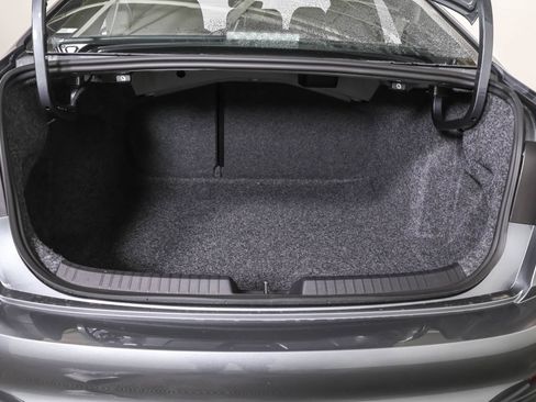 Used 2026 Volkswagen Jetta Sport FWD image 36