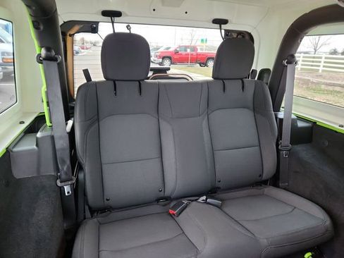 Used 2021 Jeep Wrangler Sport image 27