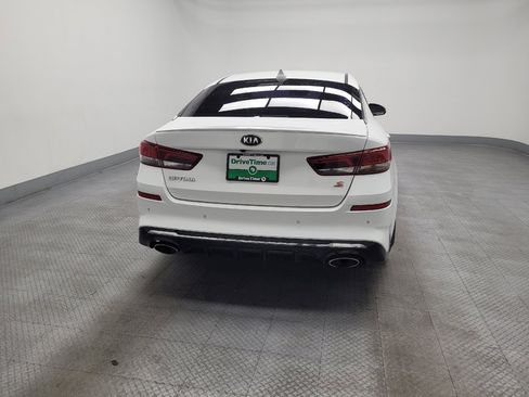 Used 2020 Kia Optima S FWD image 7