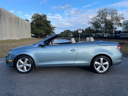 Used 2012 Volkswagen Eos Lux w/ Tech Pkg image 17
