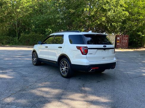 Used 2016 Ford Explorer Sport w/ Equipment Group 401A AWD/4WD image 7