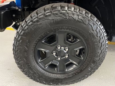 Used 2023 Jeep Gladiator Mojave image 6