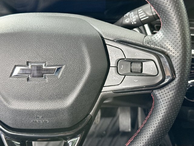 Used 2025 Chevrolet Trax RS w/ Sunroof Package FWD image 22