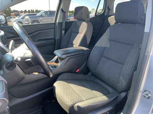 Used 2019 GMC Acadia SLE w/ Driver Alert Package I image 8