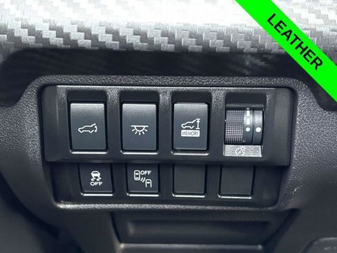 Used 2022 Subaru Ascent Onyx Edition image 12