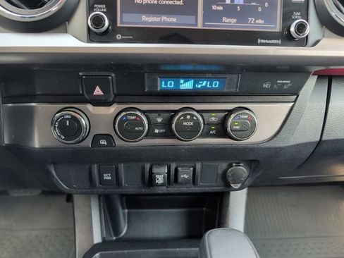 Used 2021 Toyota Tacoma SR5 AWD/4WD image 21