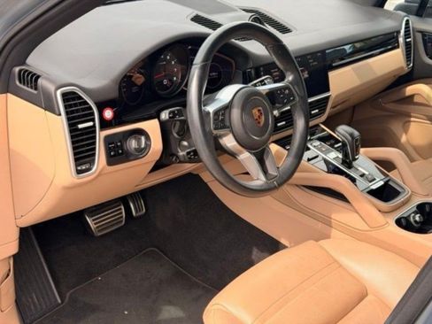 Used 2021 Porsche Cayenne S AWD/4WD image 21