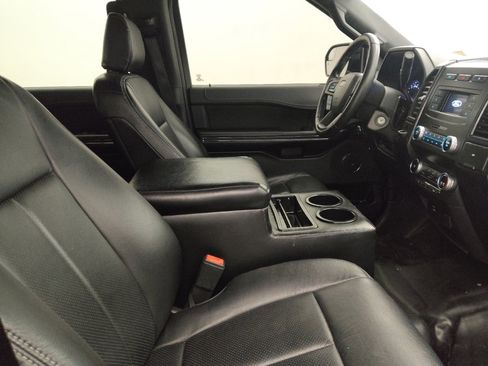 Used 2019 Ford Expedition XL image 21