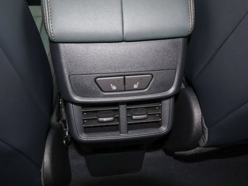 New 2027 GMC Terrain AT4 w/ Convenience Package III AWD/4WD image 12