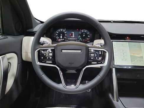 New 2026 Land Rover Discovery Sport Landmark AWD/4WD image 24