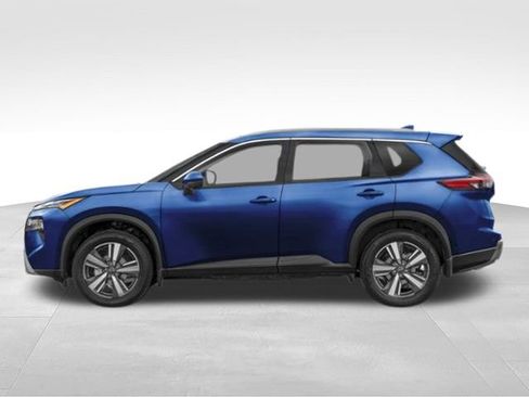 Certified 2025 Nissan Rogue SL FWD image 36