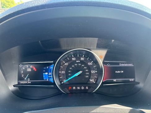 Used 2016 Ford Explorer Limited w/ Equipment Group 301A AWD/4WD image 18