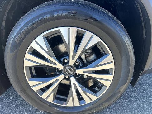 Certified 2023 Nissan Rogue SV w/ SV Premium Package image 12