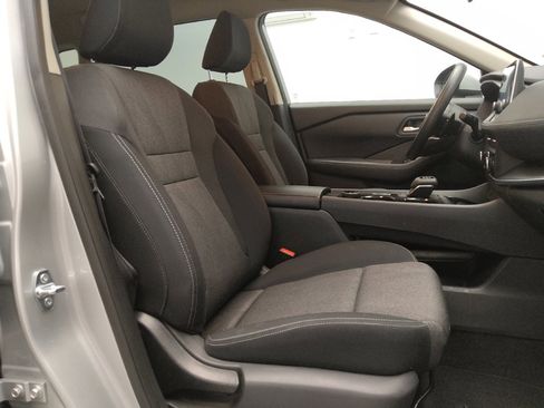 Used 2024 Nissan Rogue SV AWD/4WD image 21