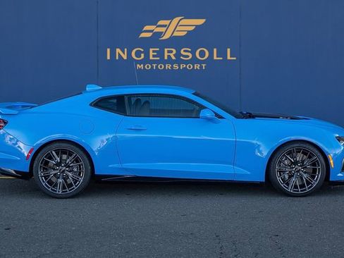 Used 2022 Chevrolet Camaro ZL1 image 8