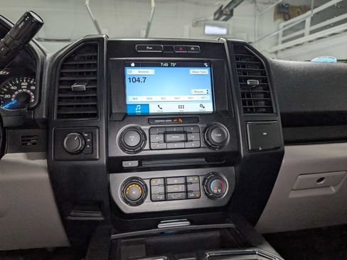 Used 2017 Ford F150 XL w/ Equipment Group 101A Mid AWD/4WD image 31