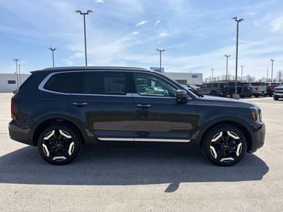 Used 2025 Kia Telluride S