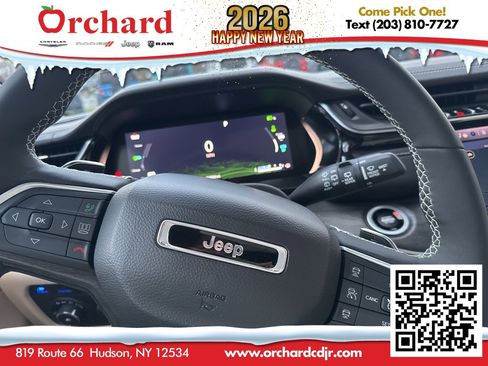 Used 2022 Jeep Grand Cherokee Limited 4xe image 40