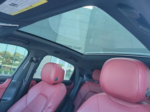 Used 2023 Porsche Cayenne S AWD/4WD image 28