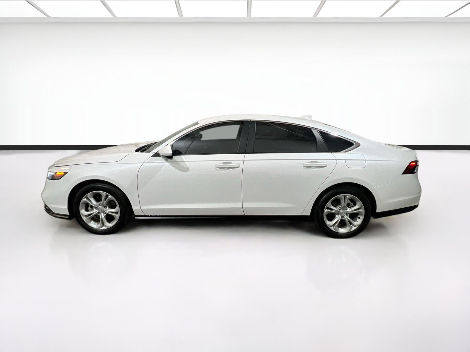 Used 2024 Honda Accord LX image 21