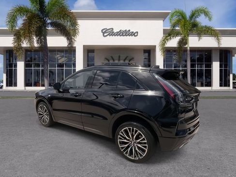 Certified 2024 Cadillac XT4 Sport FWD image 10