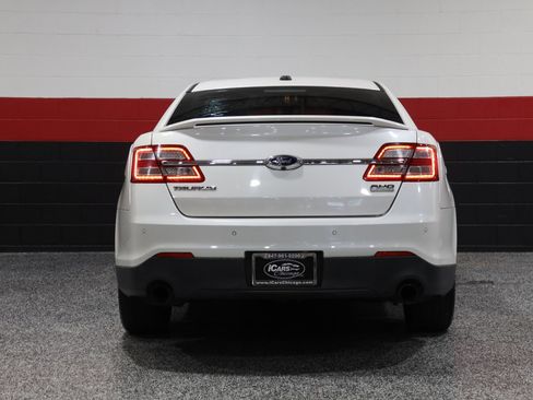 Used 2013 Ford Taurus SHO image 27