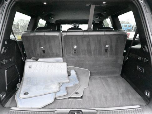 Used 2024 Jeep Wagoneer Series III AWD/4WD image 27