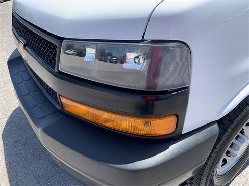 Used 2023 Chevrolet Express 2500 Extended w/ Driver Convenience Package image 9