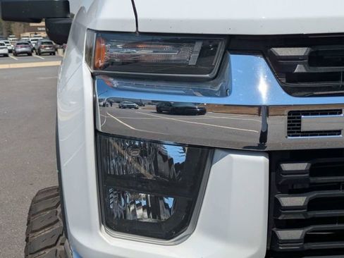 Used 2020 Chevrolet Silverado 2500 LT w/ True North Edition image 9