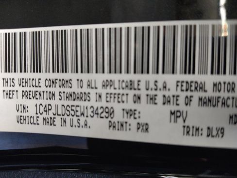 Used 2014 Jeep Cherokee Limited w/ Technology Group image 33