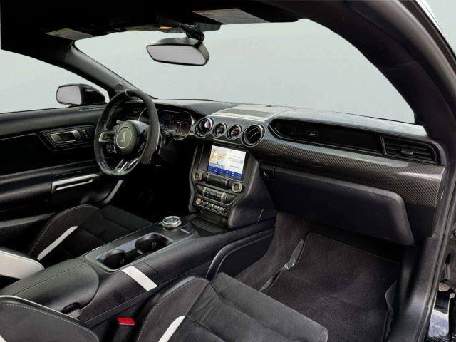 Used 2021 Ford Mustang Shelby GT500 w/ Carbon Fiber Track Pack RWD image 48