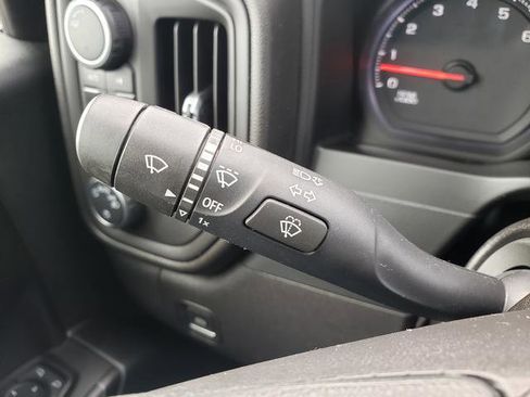 Used 2021 Chevrolet Silverado 1500 Custom Trail Boss image 23