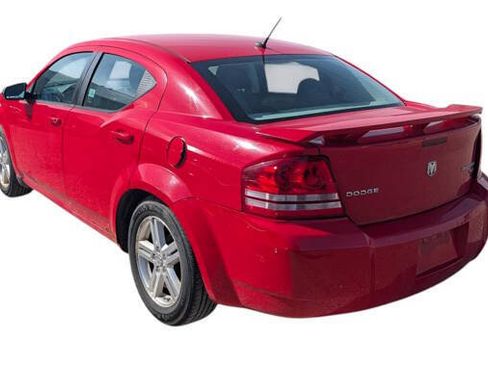 Used 2009 Dodge Avenger R/T FWD image 3