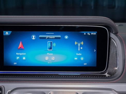 Used 2025 Mercedes-Benz G 63 AMG 4MATIC image 18