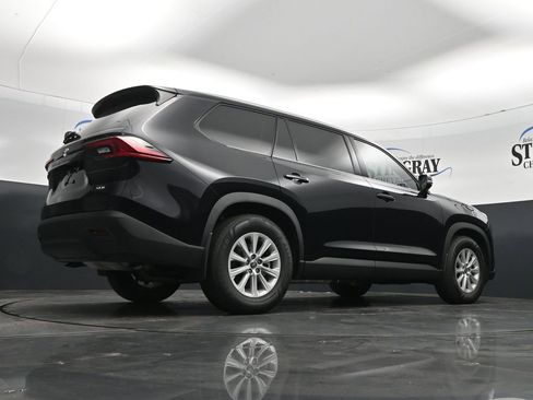 Used 2026 Toyota Grand Highlander FWD image 32