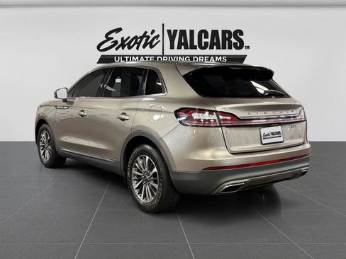 Used 2019 Lincoln Nautilus Select w/ Cargo Utility Package FWD image 3
