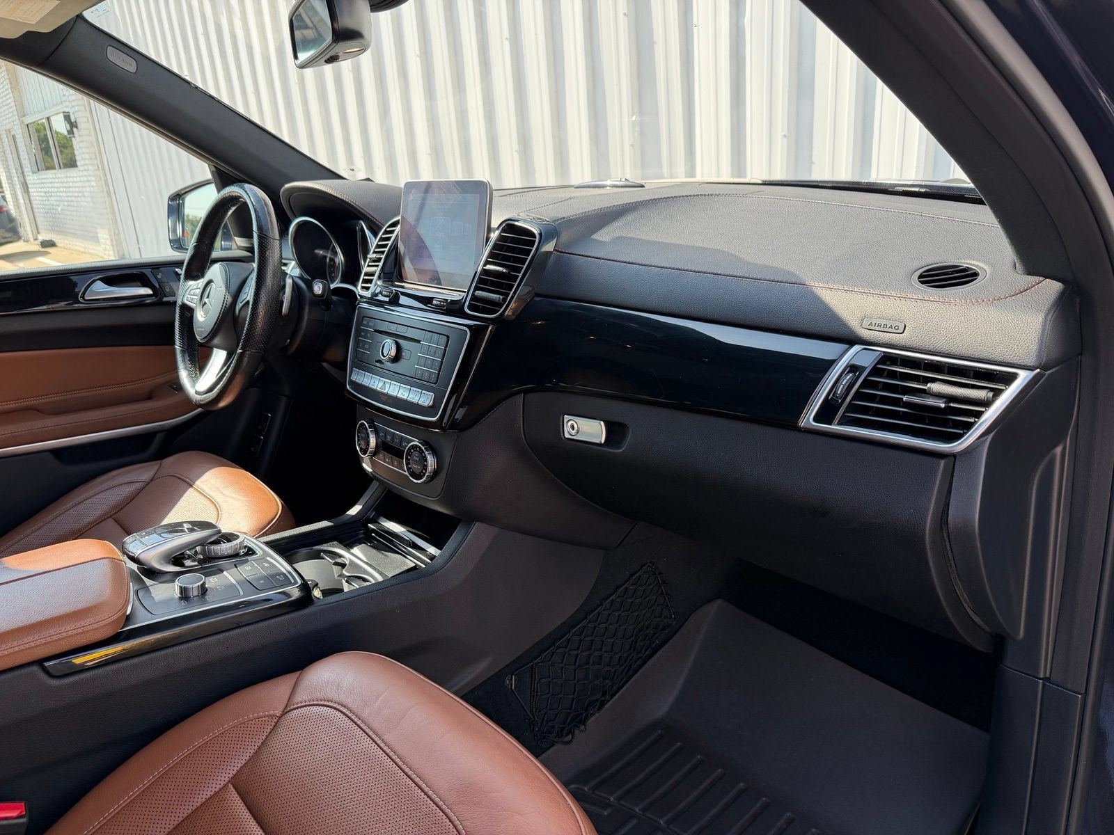 Used 2019 Mercedes-Benz GLS 550 4MATIC image 18