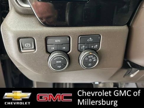 Used 2024 Chevrolet Silverado 1500 RST w/ Convenience Package II AWD/4WD image 22