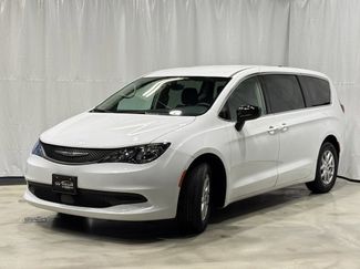 Used 2024 Chrysler Voyager LX video 2